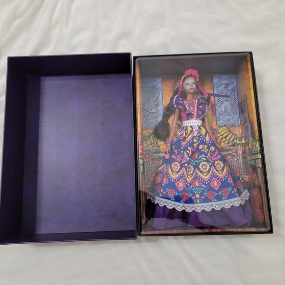 Barbie Signature Doll, 2022 Dia De Muertos Collectible - Picture 11 of 14